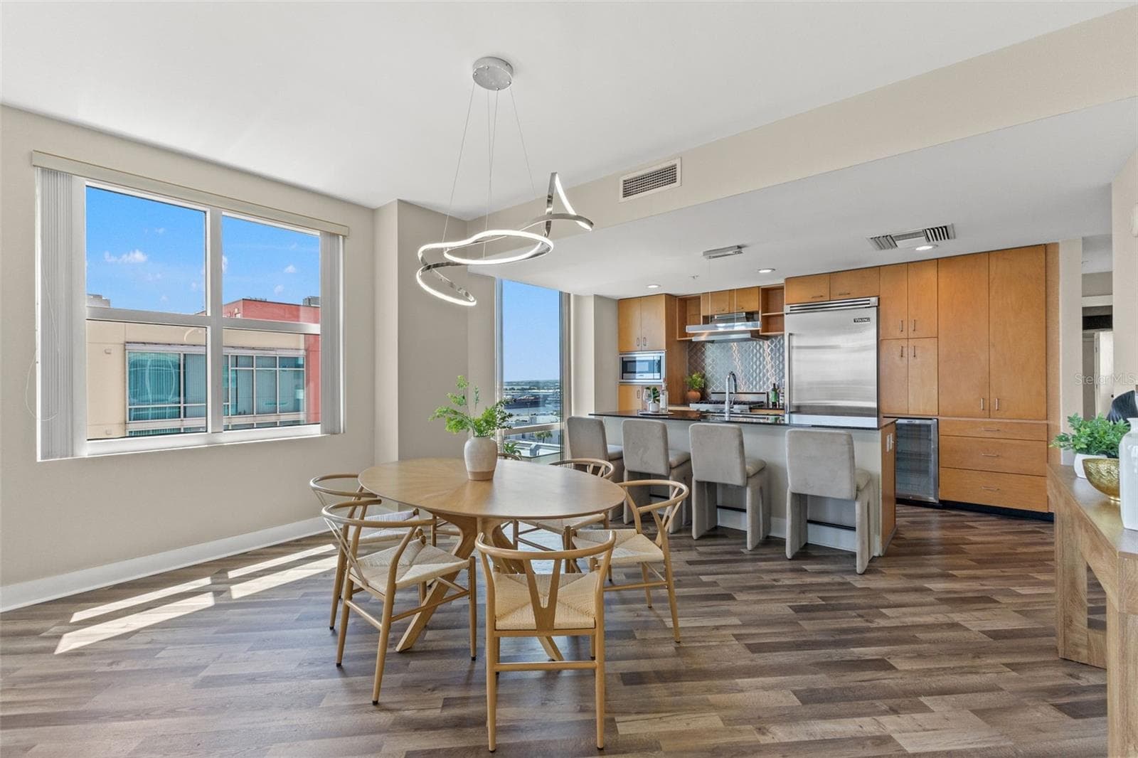 Condominium at 1120 E KENNEDY BLVD #1229, TAMPA, photo 8 of 52
