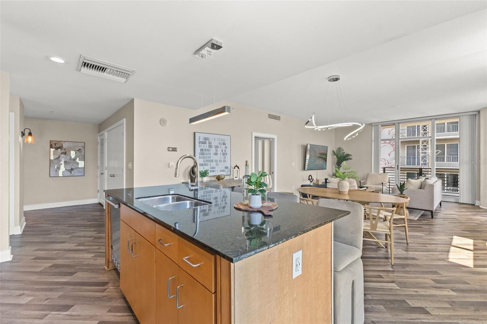 Condominium at 1120 E KENNEDY BLVD #1229, TAMPA, photo 15 of 52