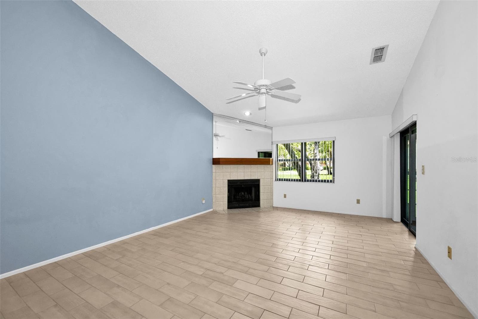 Villa at 3477 HILLMOOR DR, PALM HARBOR, photo 29 of 58