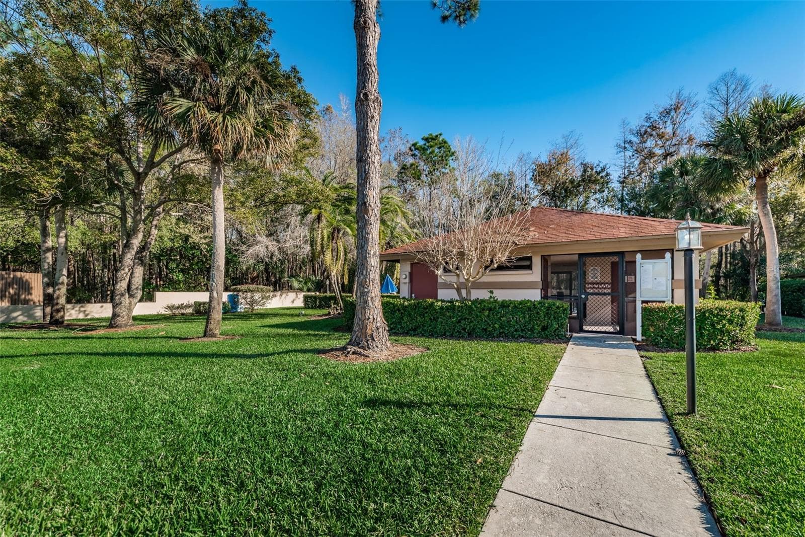 Villa at 3477 HILLMOOR DR, PALM HARBOR, photo 57 of 58