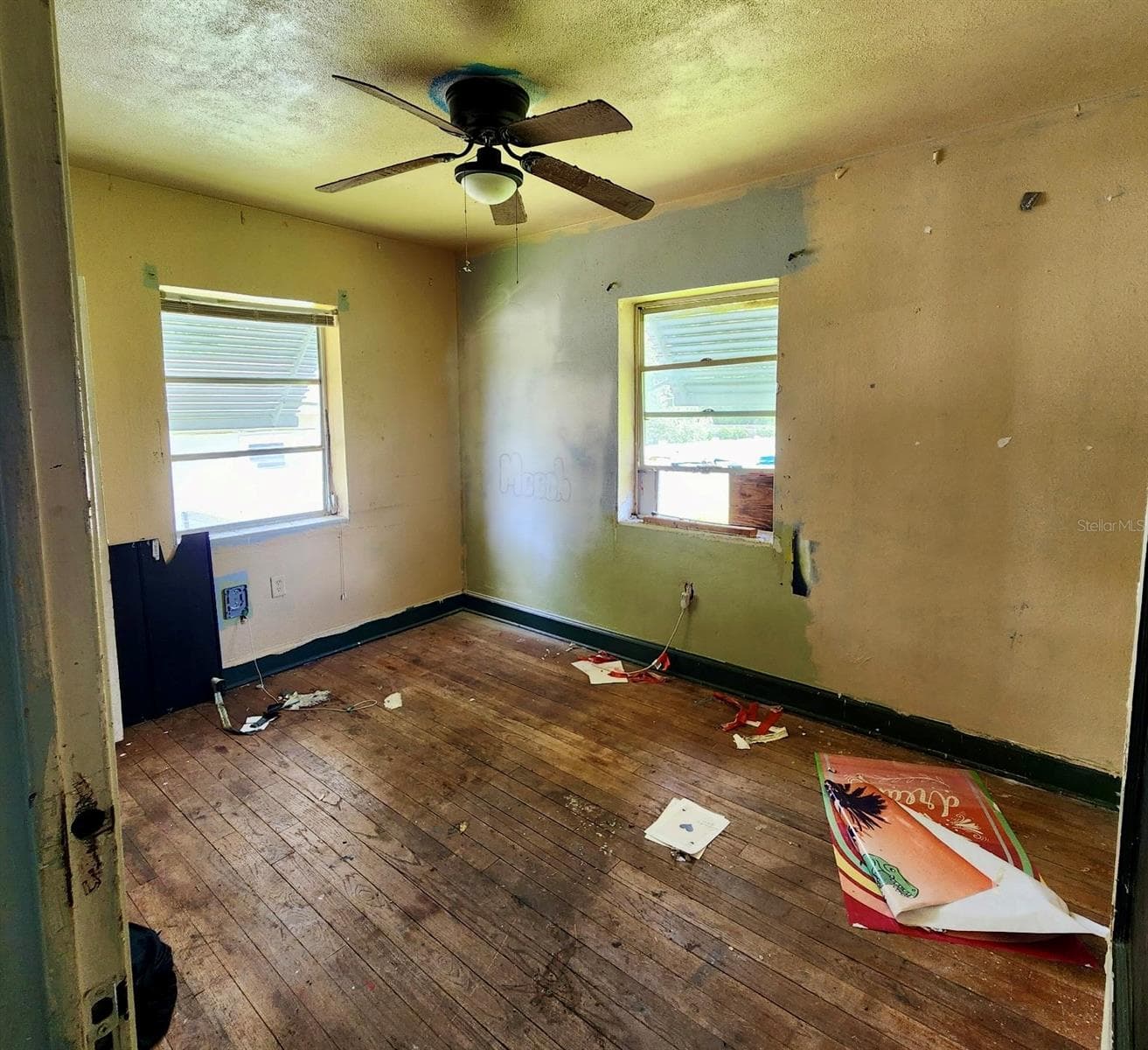 Single Family Residence at 2306 BUTLER ST, LEESBURG, photo 14 of 17