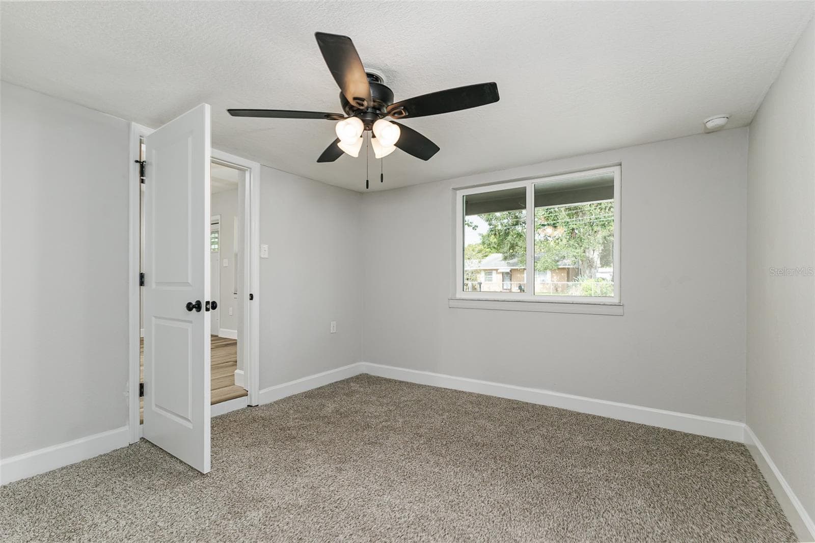 Single Family Residence at 526 VICTORIA BLVD, AUBURNDALE, photo 10 of 19