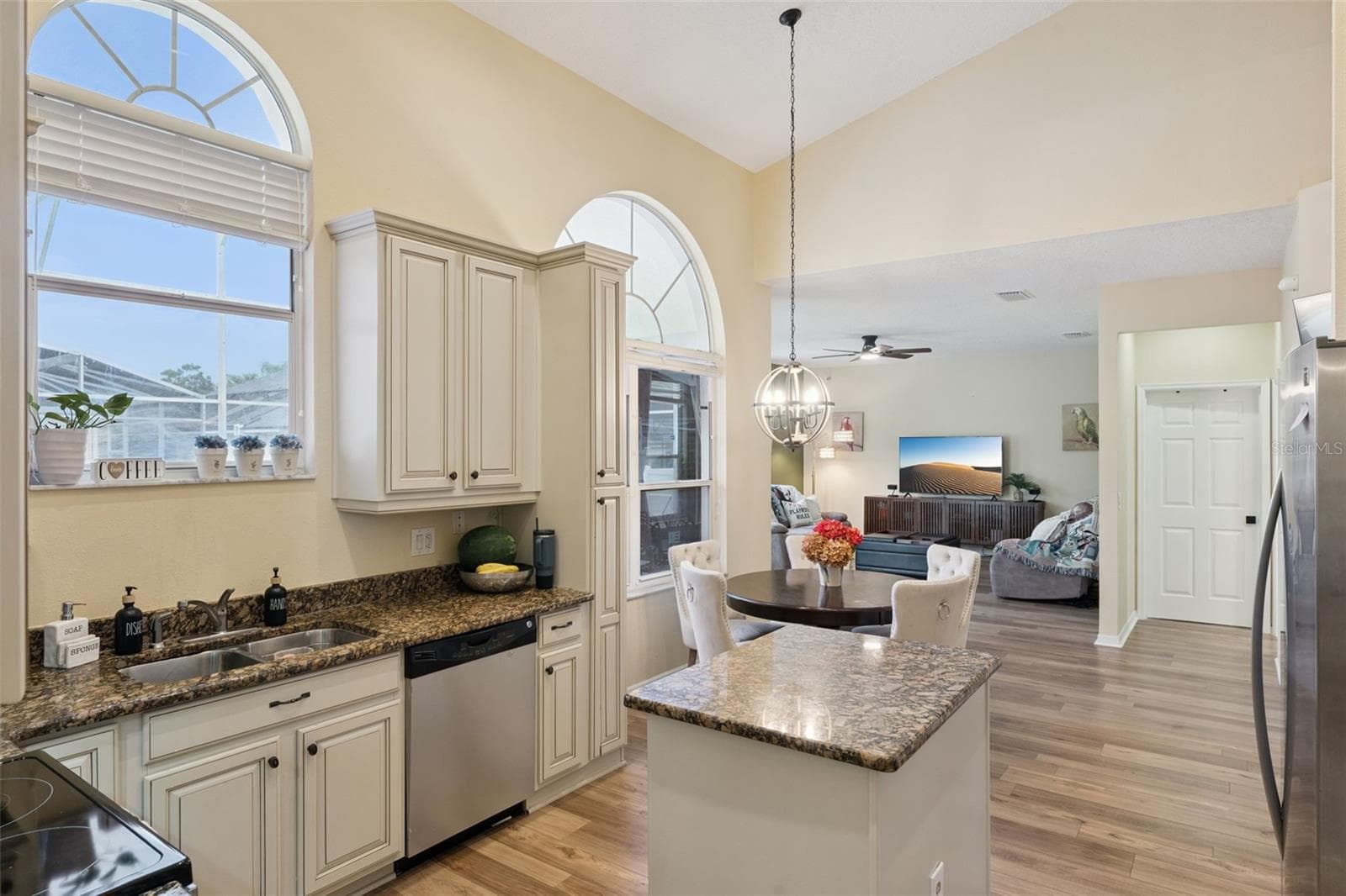 Single Family Residence at 8355 DIAMOND COVE CIR, ORLANDO, photo 19 of 66