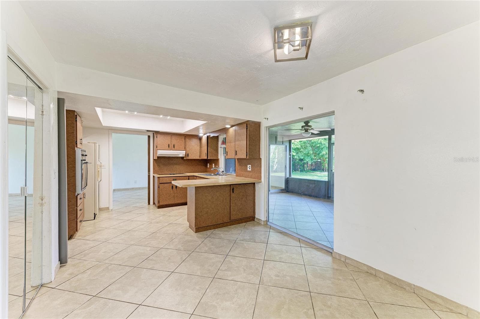 Single Family Residence at 4404 18TH AVE W, BRADENTON, photo 16 of 63