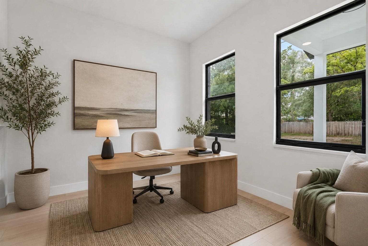 Office / Flex Room Virtually Staged - 7106 N 10TH ST, TAMPA