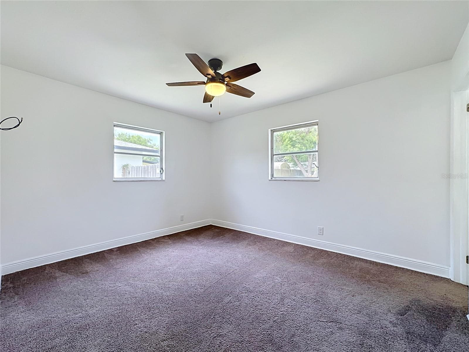 Single Family Residence at 514 W HILDA DR, BRANDON, photo 36 of 51