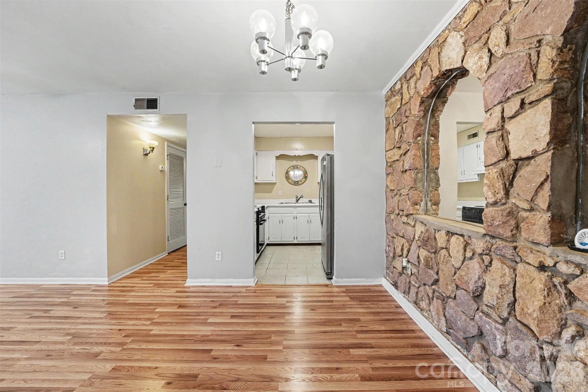 112 Briarcliff Drive
