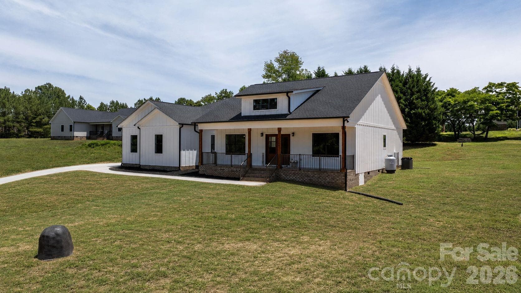 Single Family Residence at Hickory, photo 2 of 47