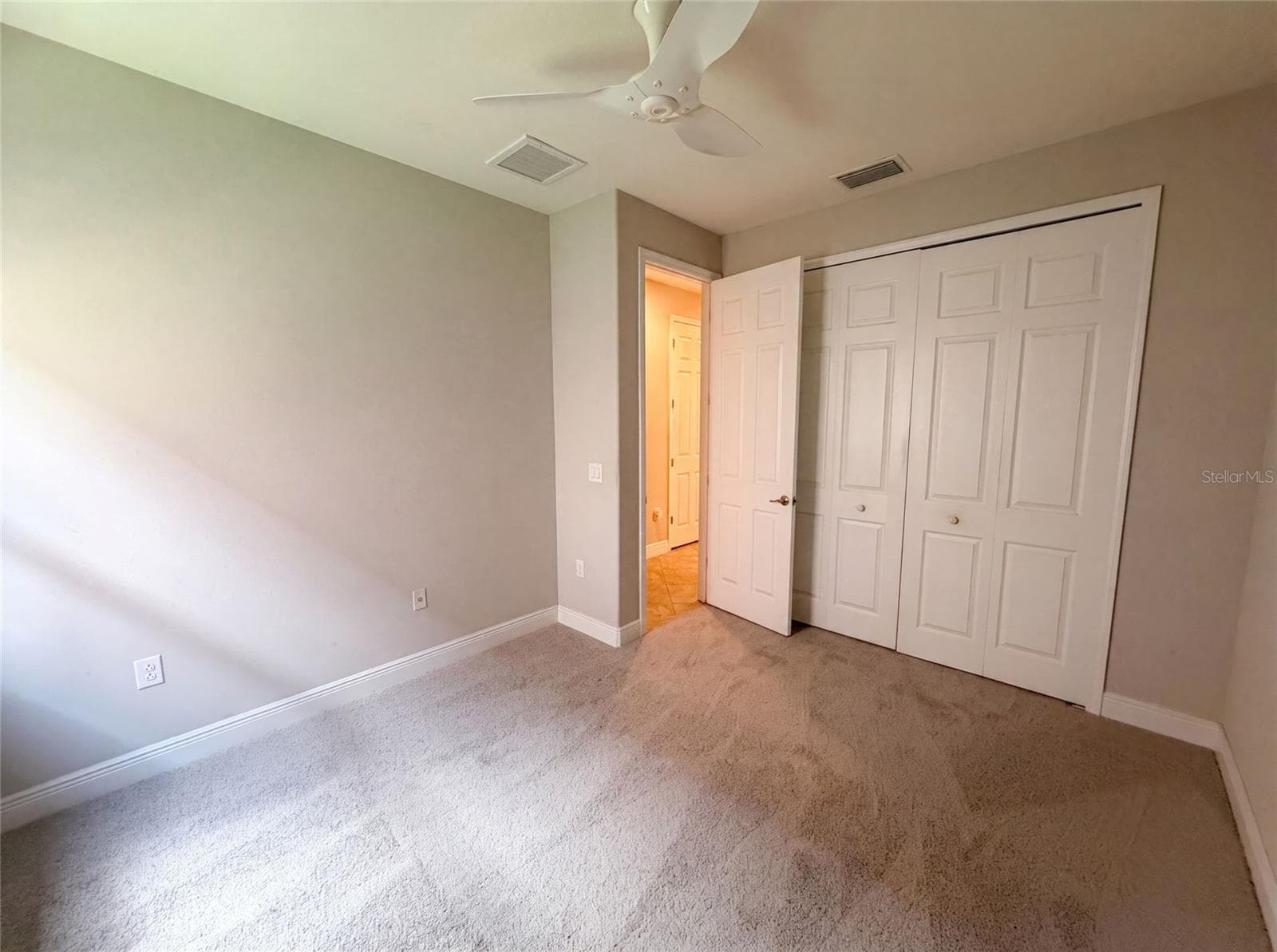 Single Family Residence at 2575 GRAND LAKESIDE DR, PALM HARBOR, photo 16 of 43