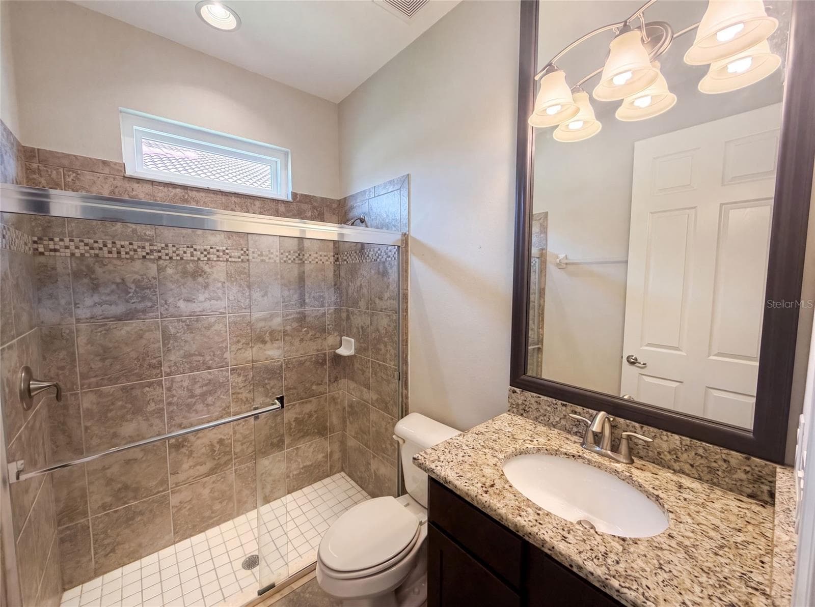 Single Family Residence at 2575 GRAND LAKESIDE DR, PALM HARBOR, photo 20 of 43
