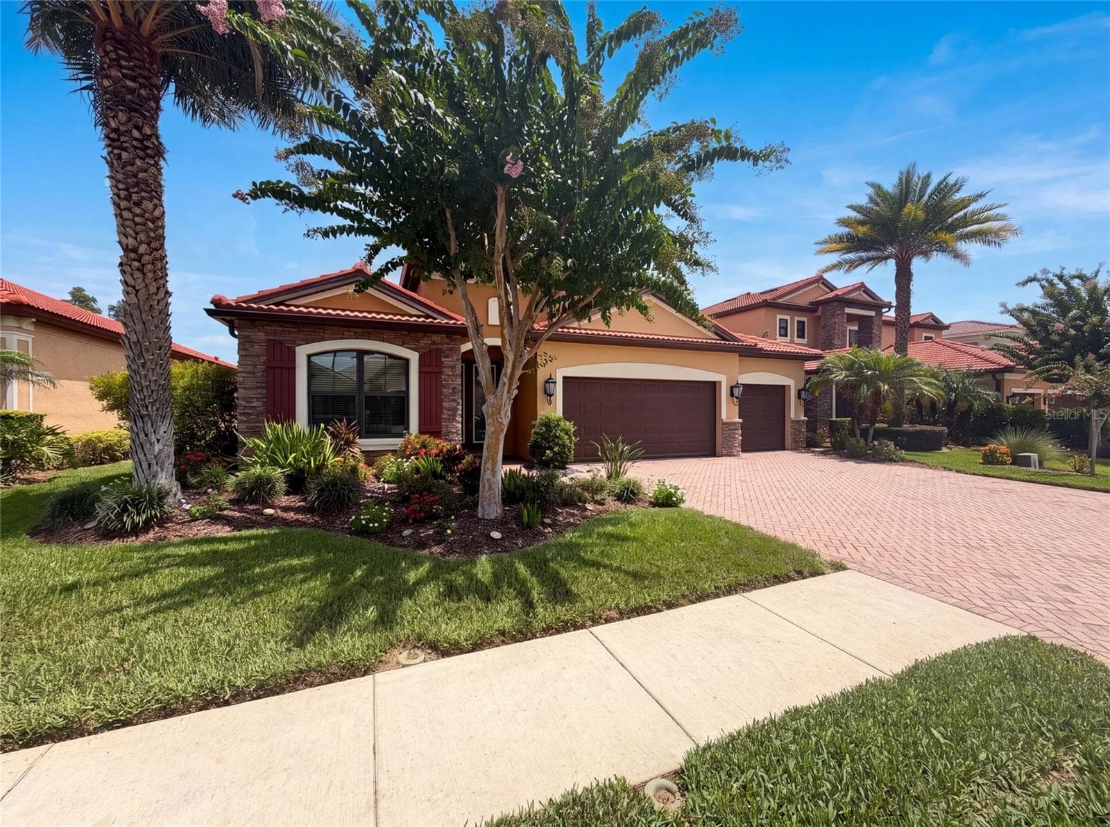 Single Family Residence at 2575 GRAND LAKESIDE DR, PALM HARBOR, photo 41 of 43