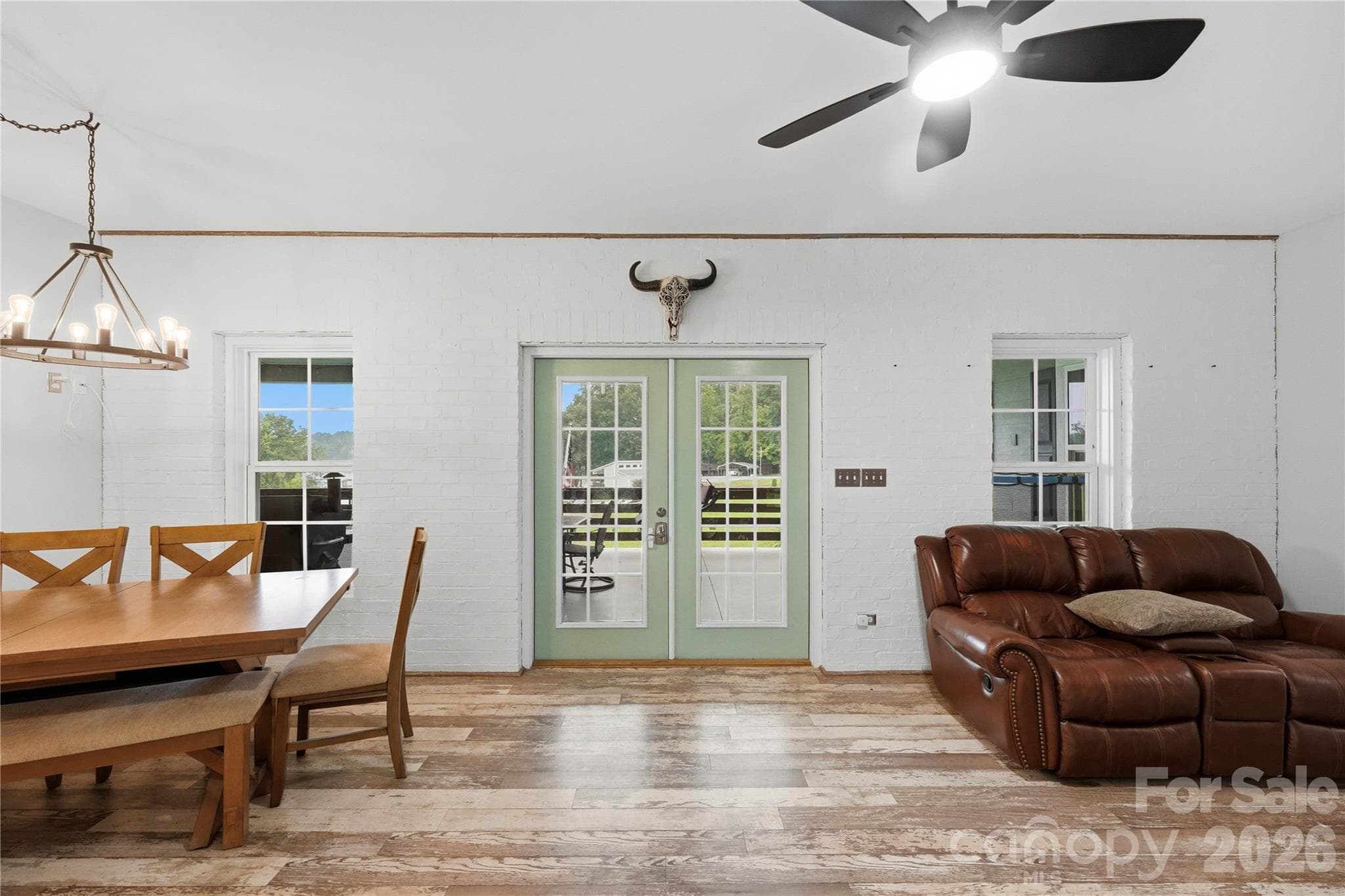 Single Family Residence at 4750 Lazy Lane, Denver, photo 6 of 38