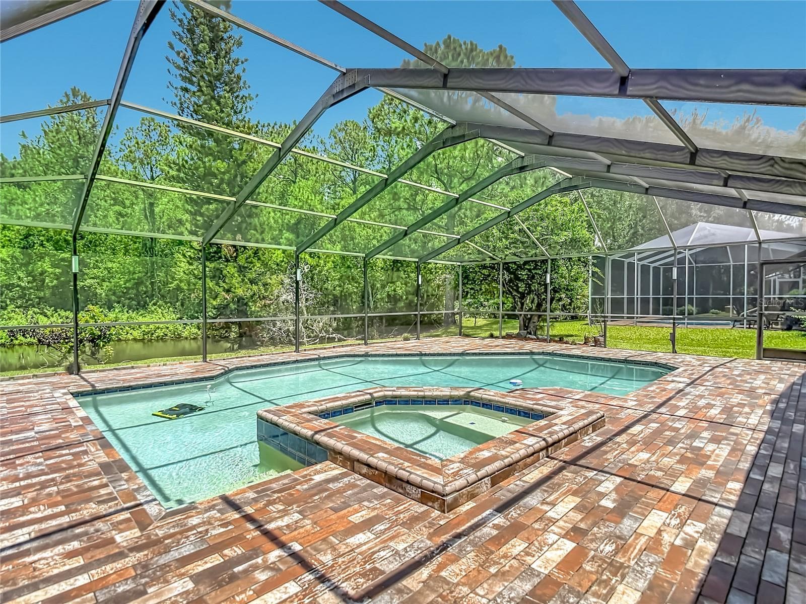 Single Family Residence at 16040 PENWOOD DR, TAMPA, photo 68 of 80