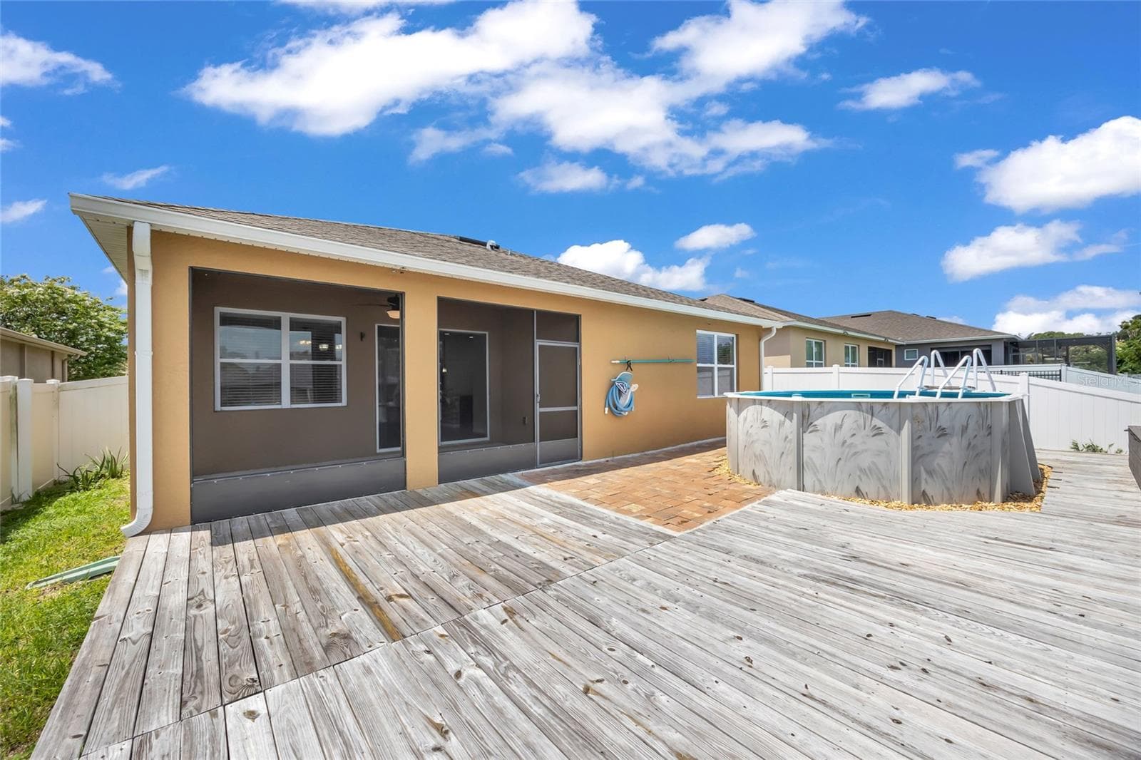 Single Family Residence at 144 WATERSIDE CIR, WINTER HAVEN, photo 29 of 37