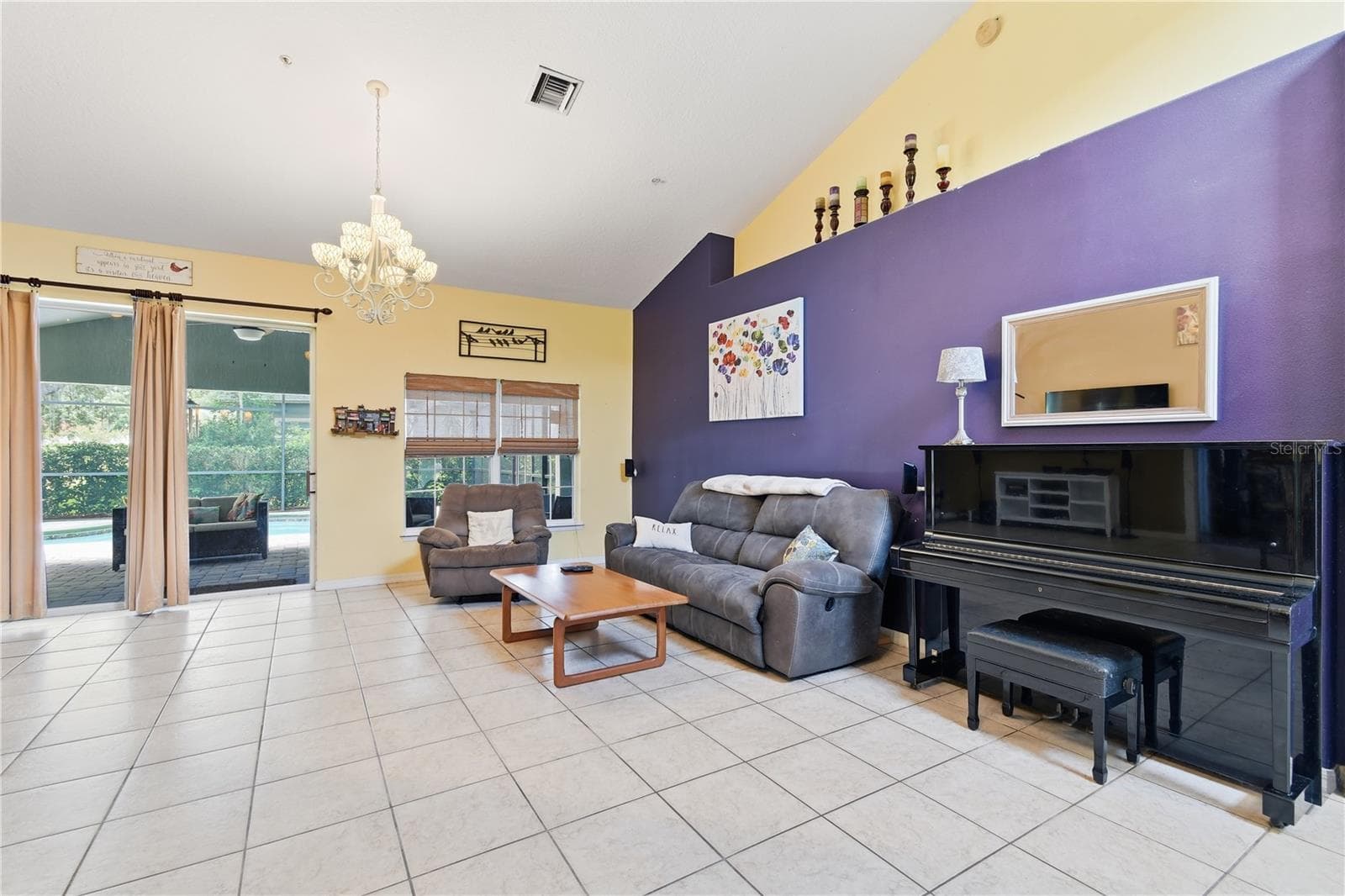 Single Family Residence at 23354 OAK PRAIRIE CIR, SORRENTO, photo 15 of 44