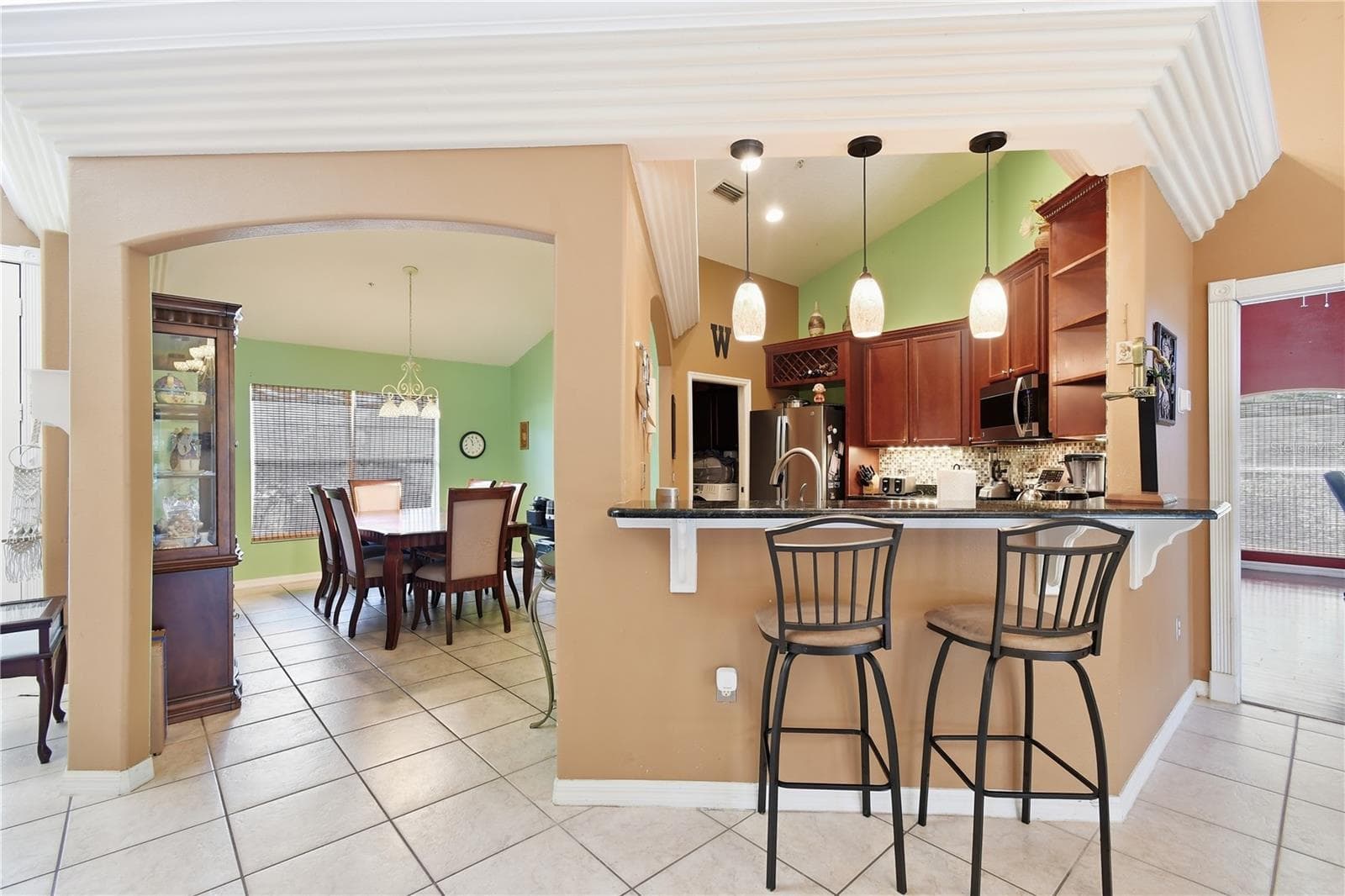 Single Family Residence at 23354 OAK PRAIRIE CIR, SORRENTO, photo 18 of 44