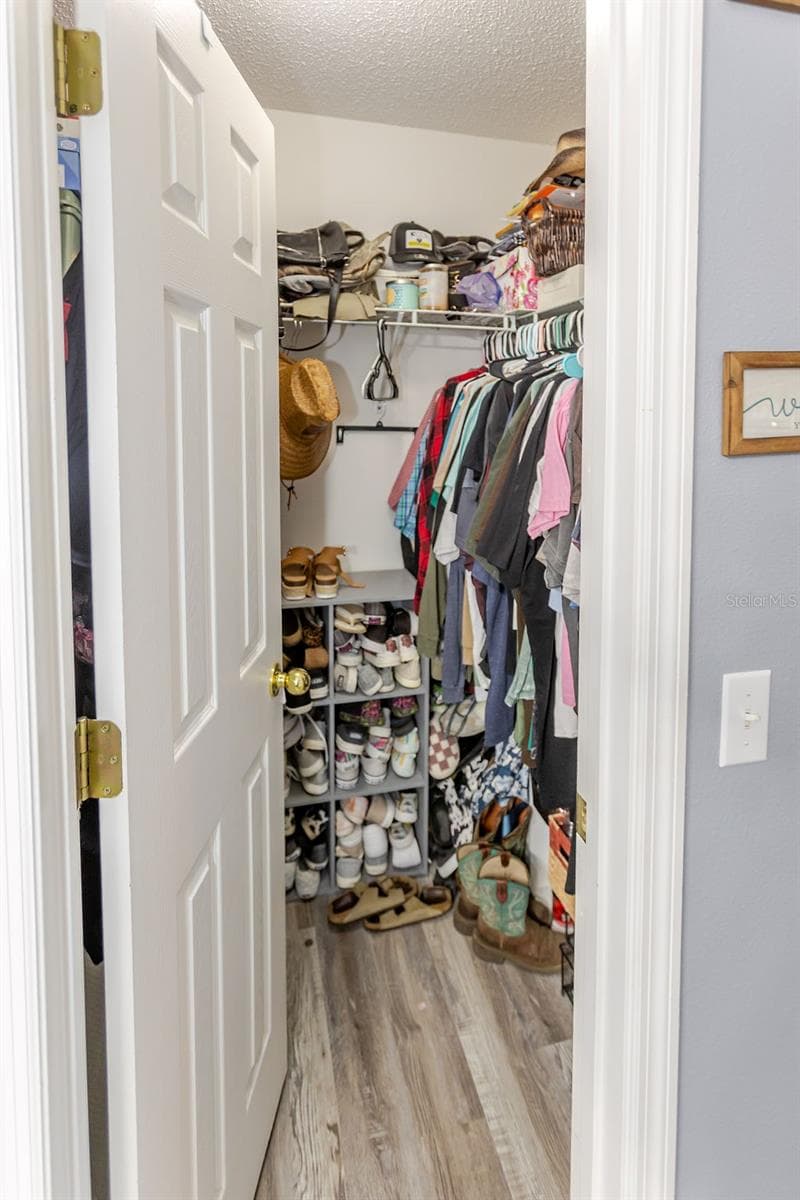 Large Walk In closet - 11083 MAYBIRD AVE, WEEKI WACHEE