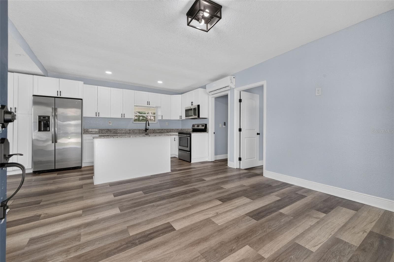 Single Family Residence at 6462 SEALAWN DR, SPRING HILL, photo 5 of 30