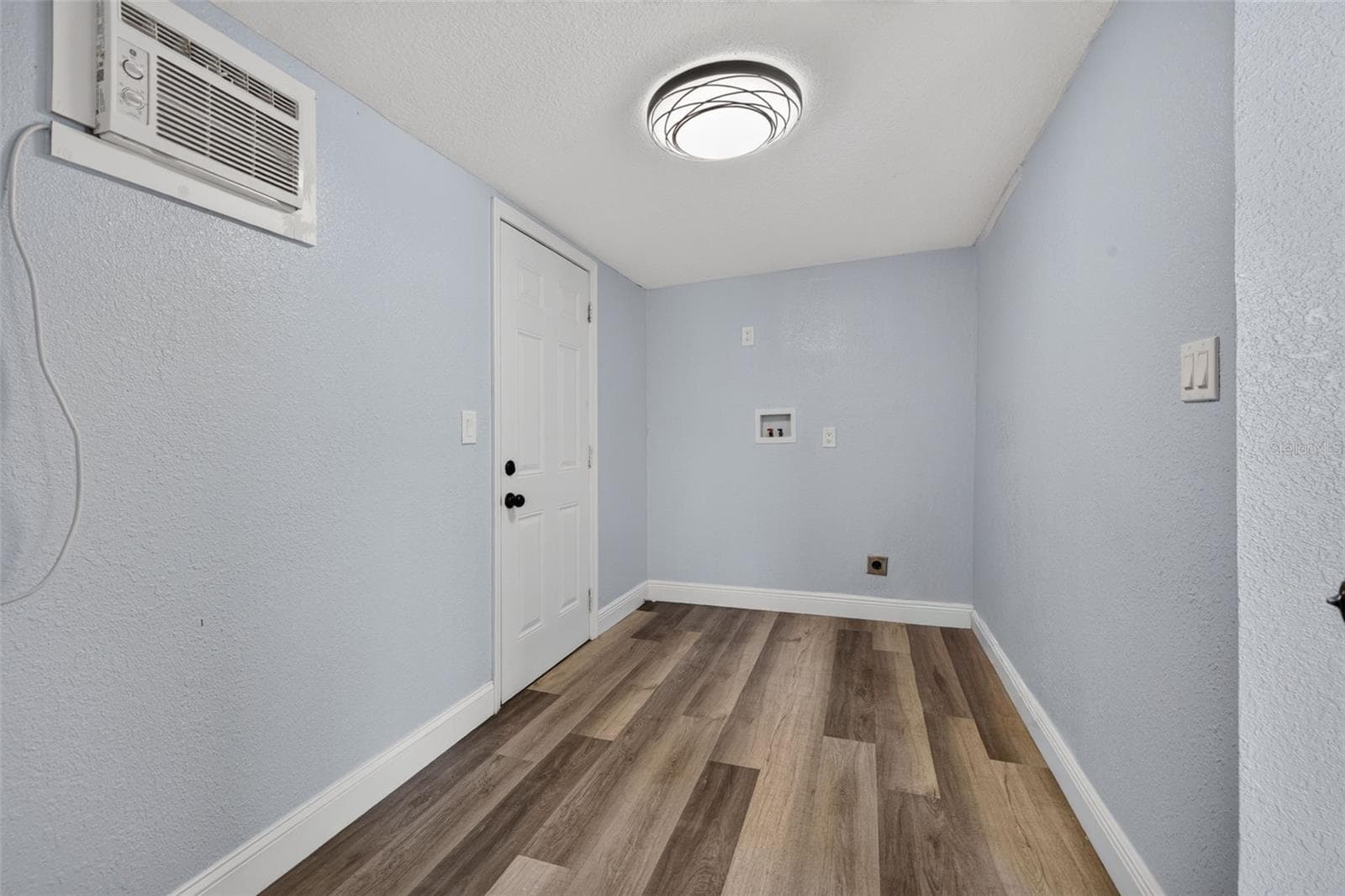 Single Family Residence at 6462 SEALAWN DR, SPRING HILL, photo 18 of 30
