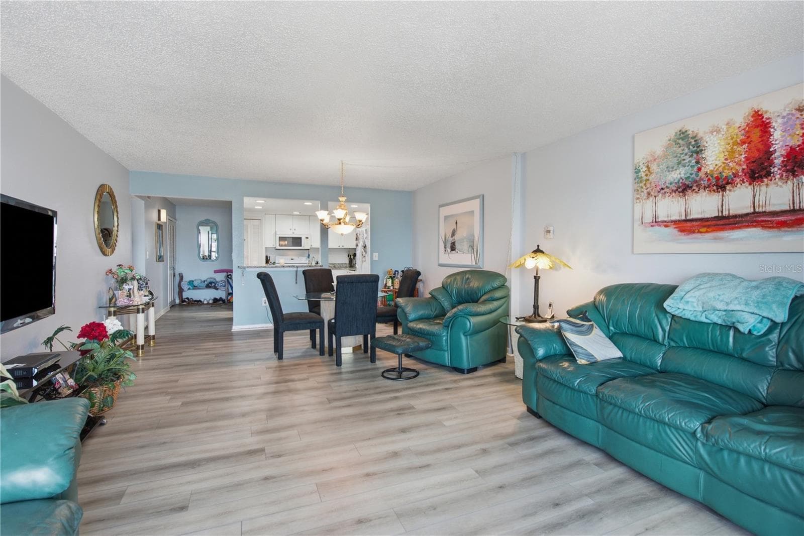 Condominium at 800 S GULFVIEW BLVD #403, CLEARWATER BEACH, photo 15 of 54