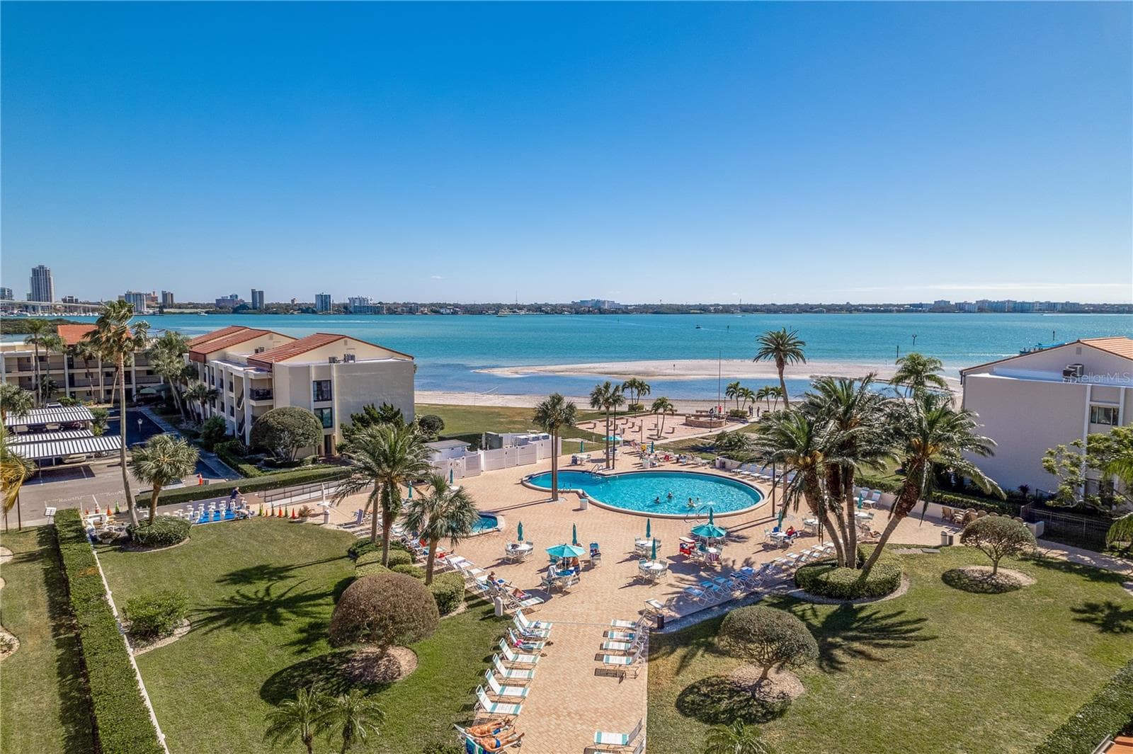 Condominium at 800 S GULFVIEW BLVD #403, CLEARWATER BEACH, photo 49 of 54