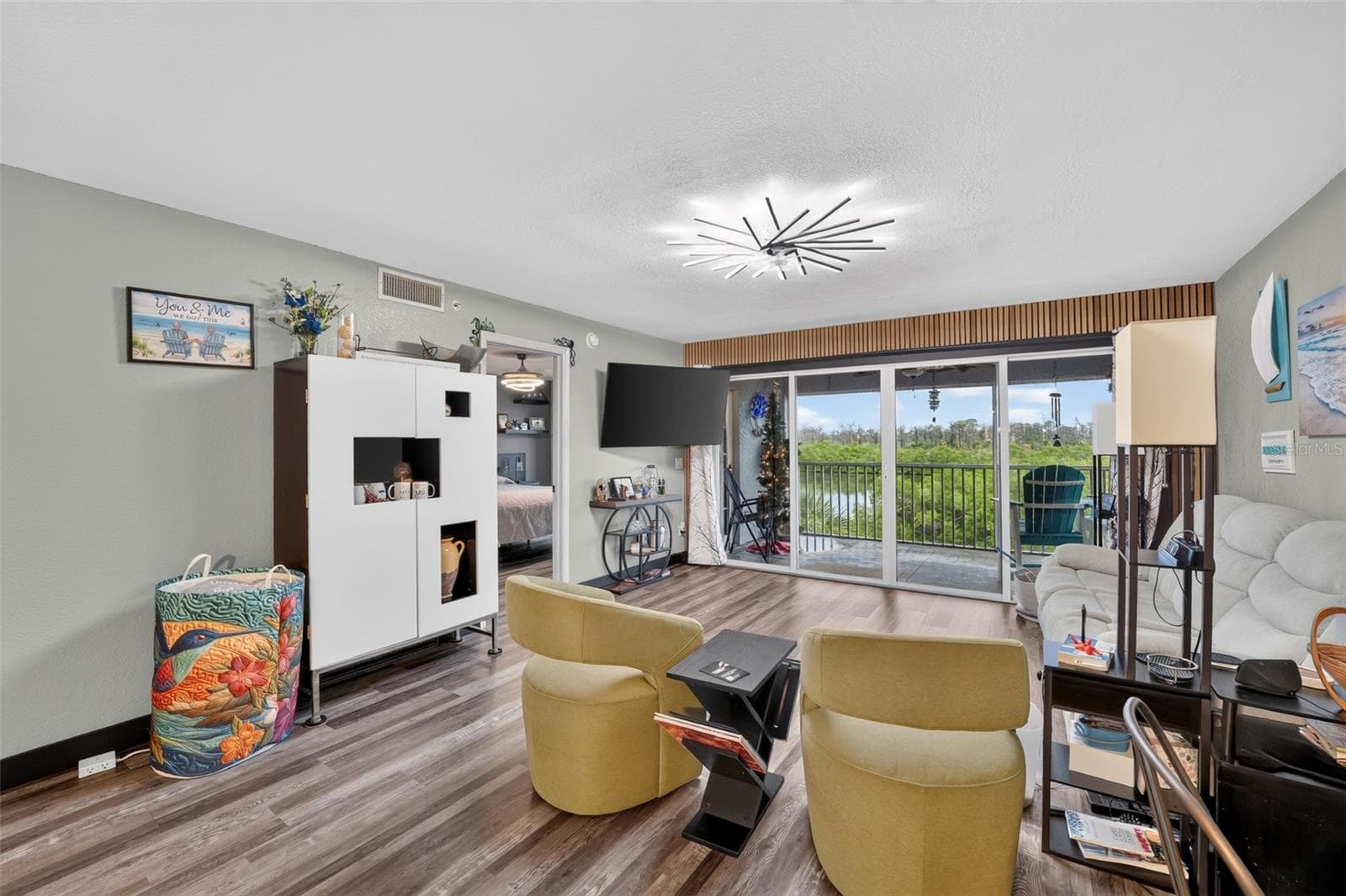 Condominium at 1960 OREGON TRL #2B, ENGLEWOOD, photo 6 of 34