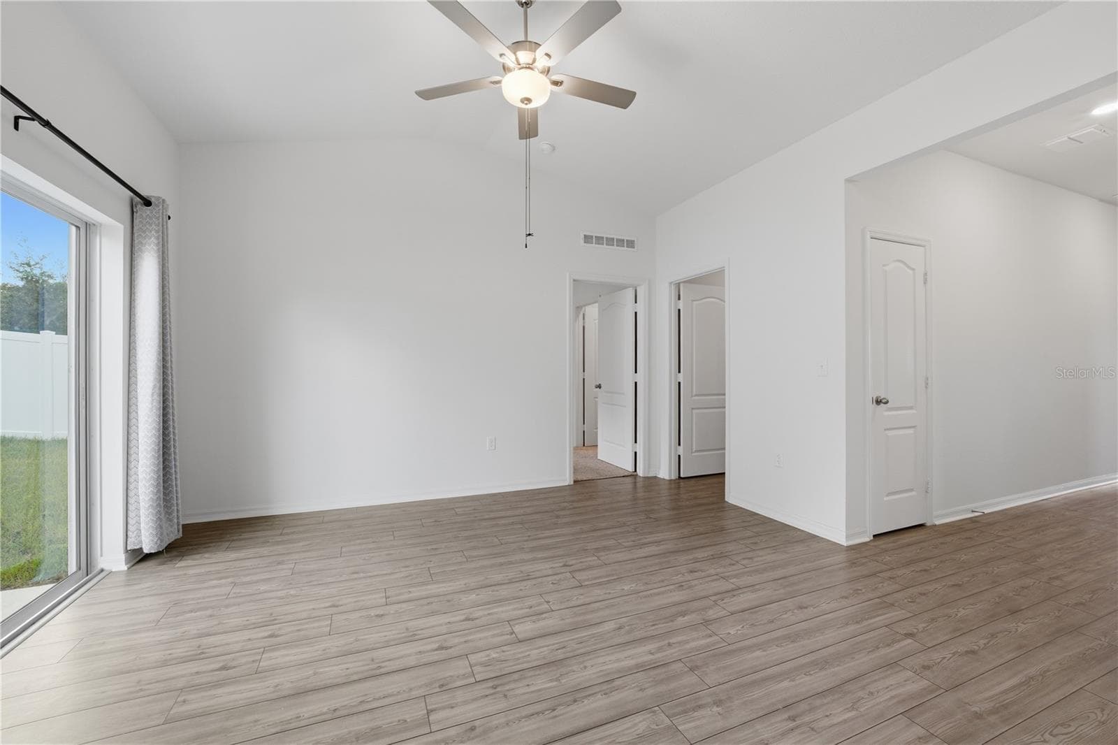 Single Family Residence at 13470 LEAPING WATER WAY, ASTATULA, photo 14 of 28