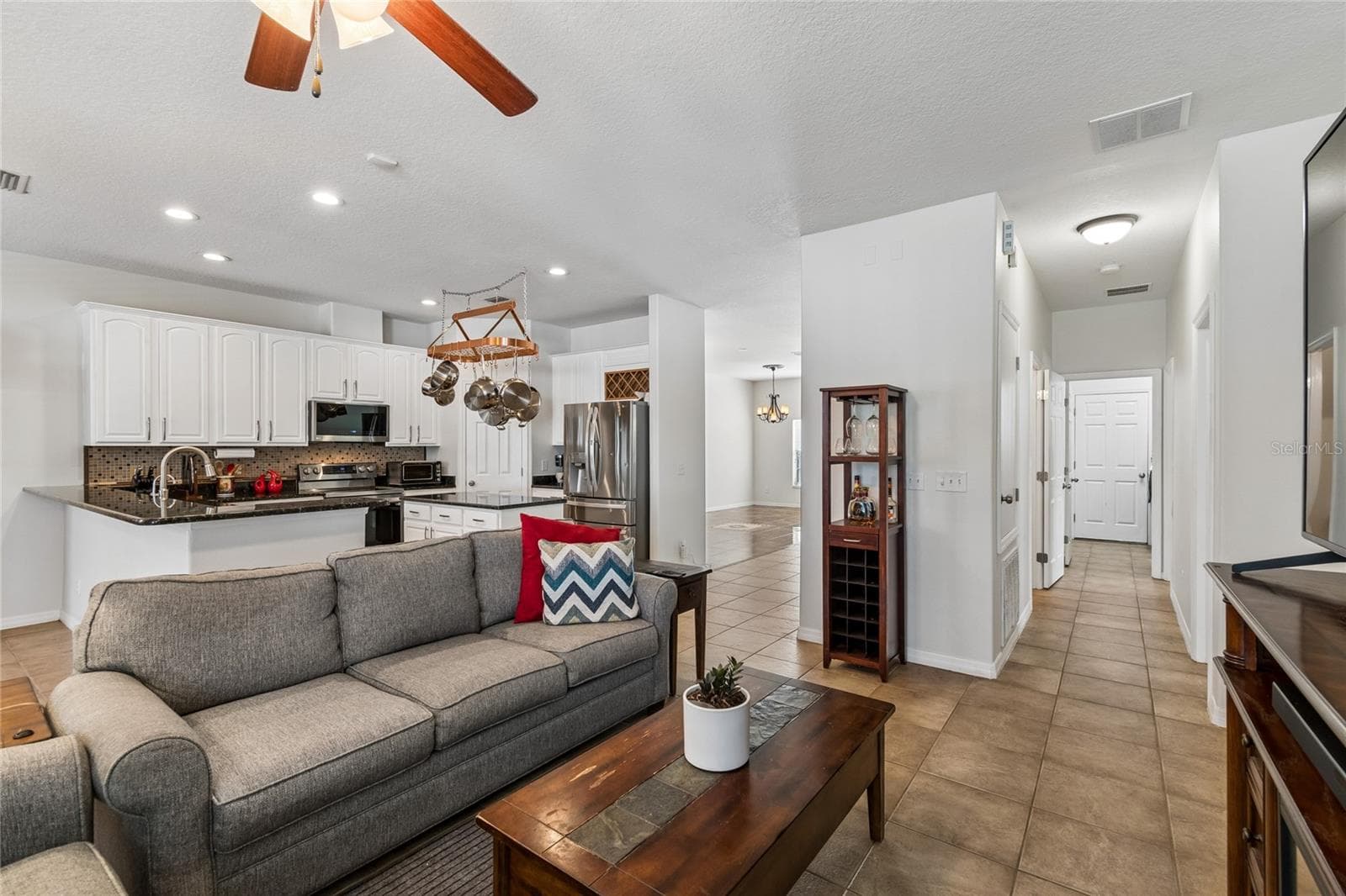 Familyroom - 11232 CREEK HAVEN DR, RIVERVIEW