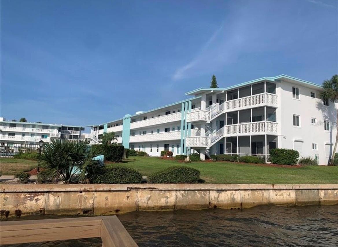 Condominium at 3009 N HALIFAX AVE #2, DAYTONA BEACH, photo 41 of 43