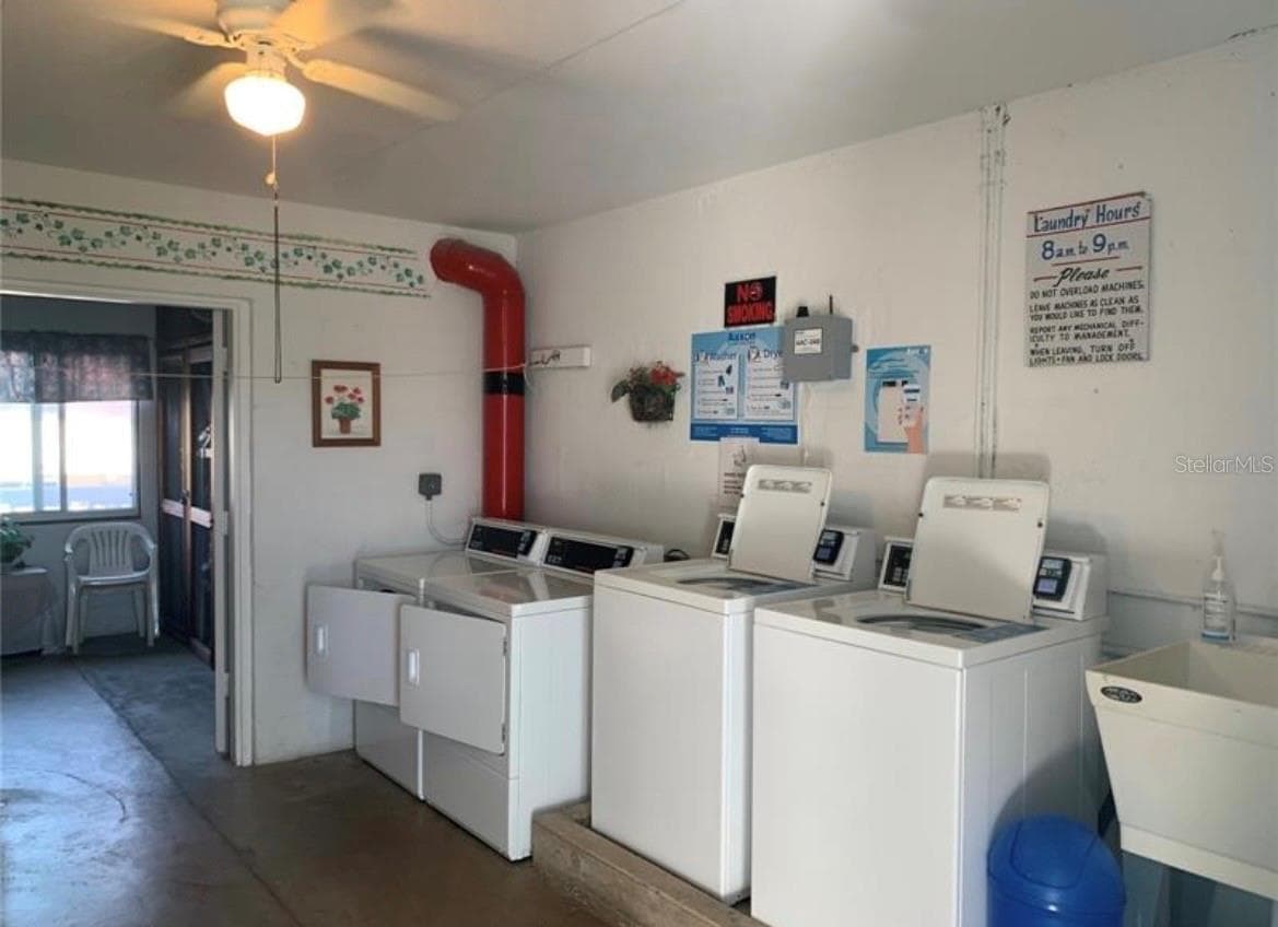 Pay Laundry on Site - 3009 N HALIFAX AVE #2, DAYTONA BEACH