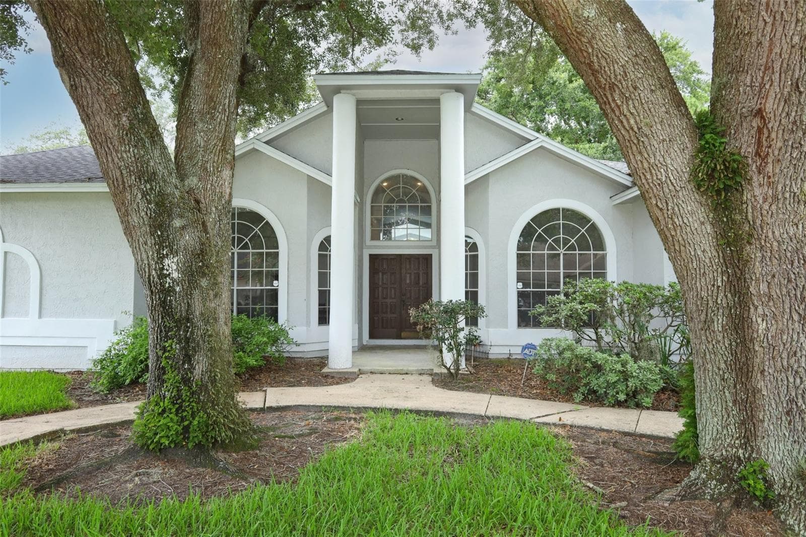 Single Family Residence at 2357 CHANTILLY TER, OVIEDO, photo 3 of 61
