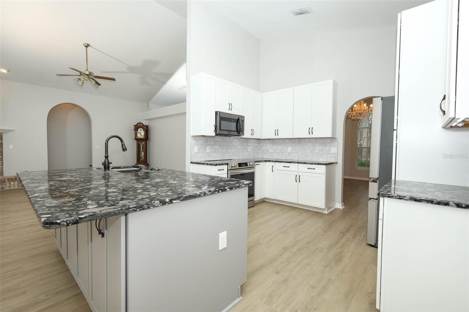 Single Family Residence at 2357 CHANTILLY TER, OVIEDO, photo 13 of 61