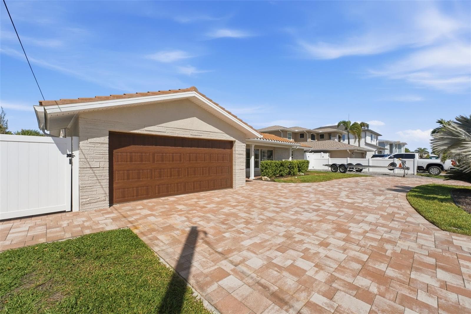 Single Family Residence at 6414 2ND PALM PT, ST PETE BEACH, photo 8 of 81
