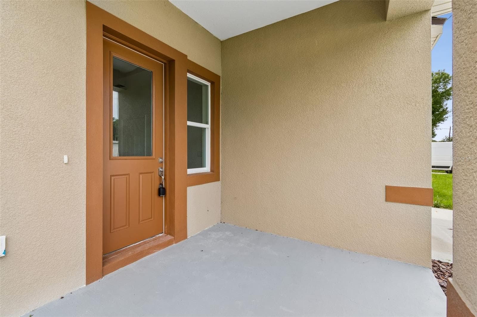 Single Family Residence at 2523 AVENUE E SW, WINTER HAVEN, photo 2 of 35
