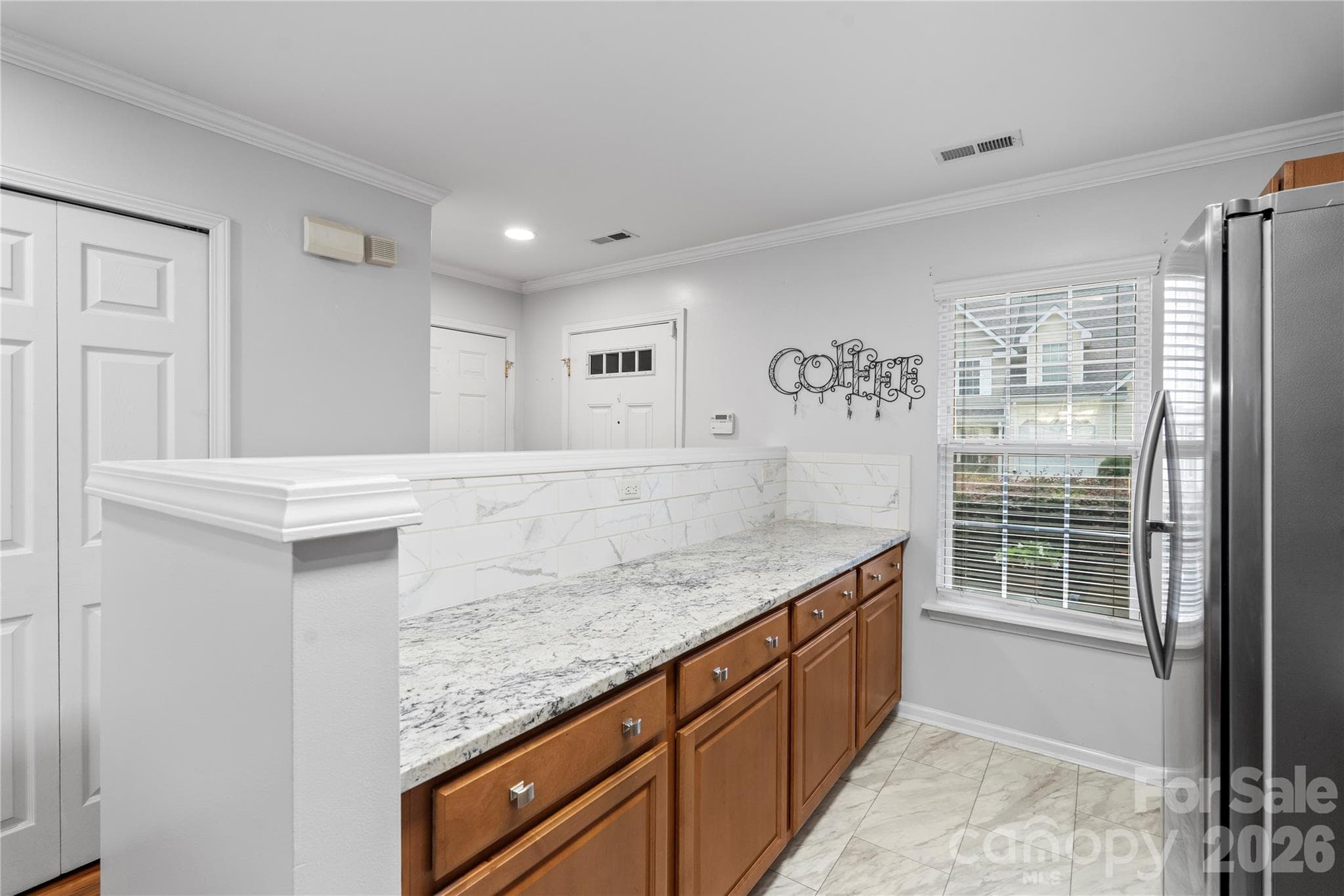 Townhouse at 806 Rock Lake Glen, Fort Mill, photo 12 of 48