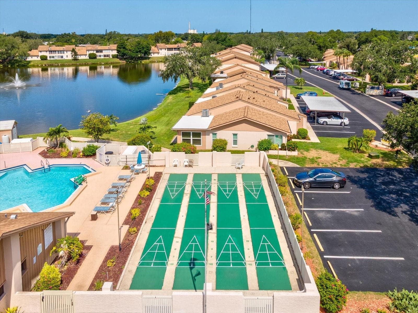 Shuffleboard Court - 3806 STAYSAIL LN, HOLIDAY