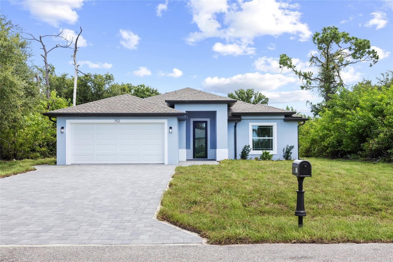 152 ALBATROSS RD