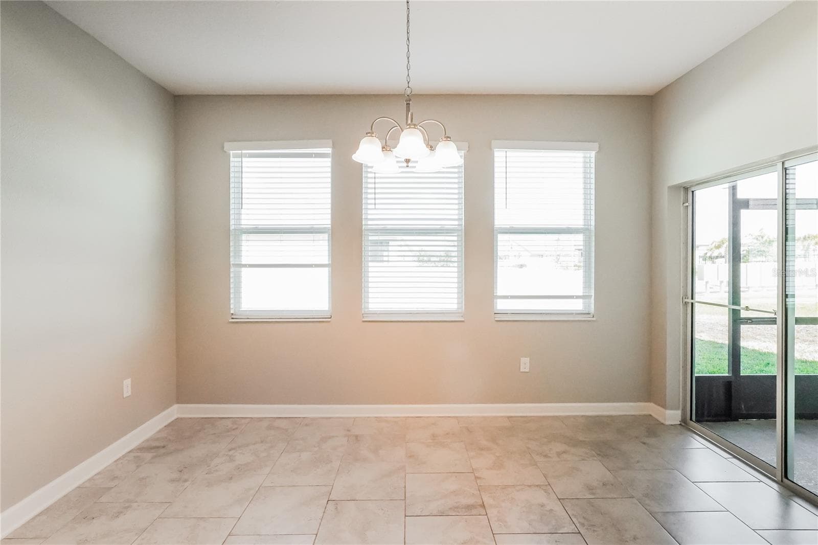 Single Family Residence at 2344 CRESCENT MOON ST, KISSIMMEE, photo 2 of 15