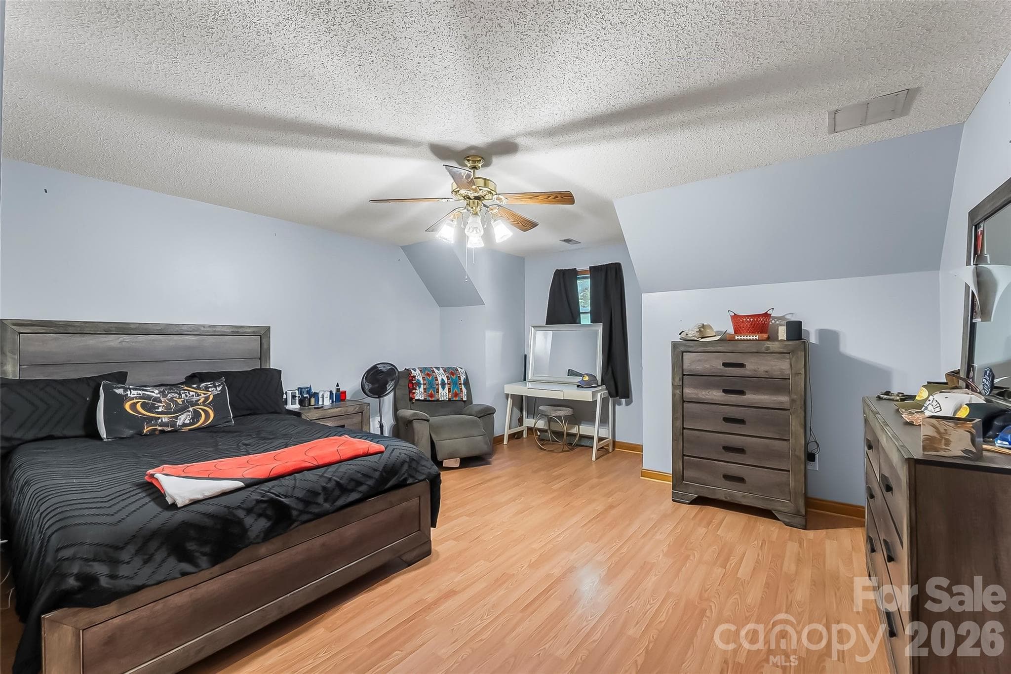Single Family Residence at 34 Lakeside Drive, Marion, photo 21 of 28