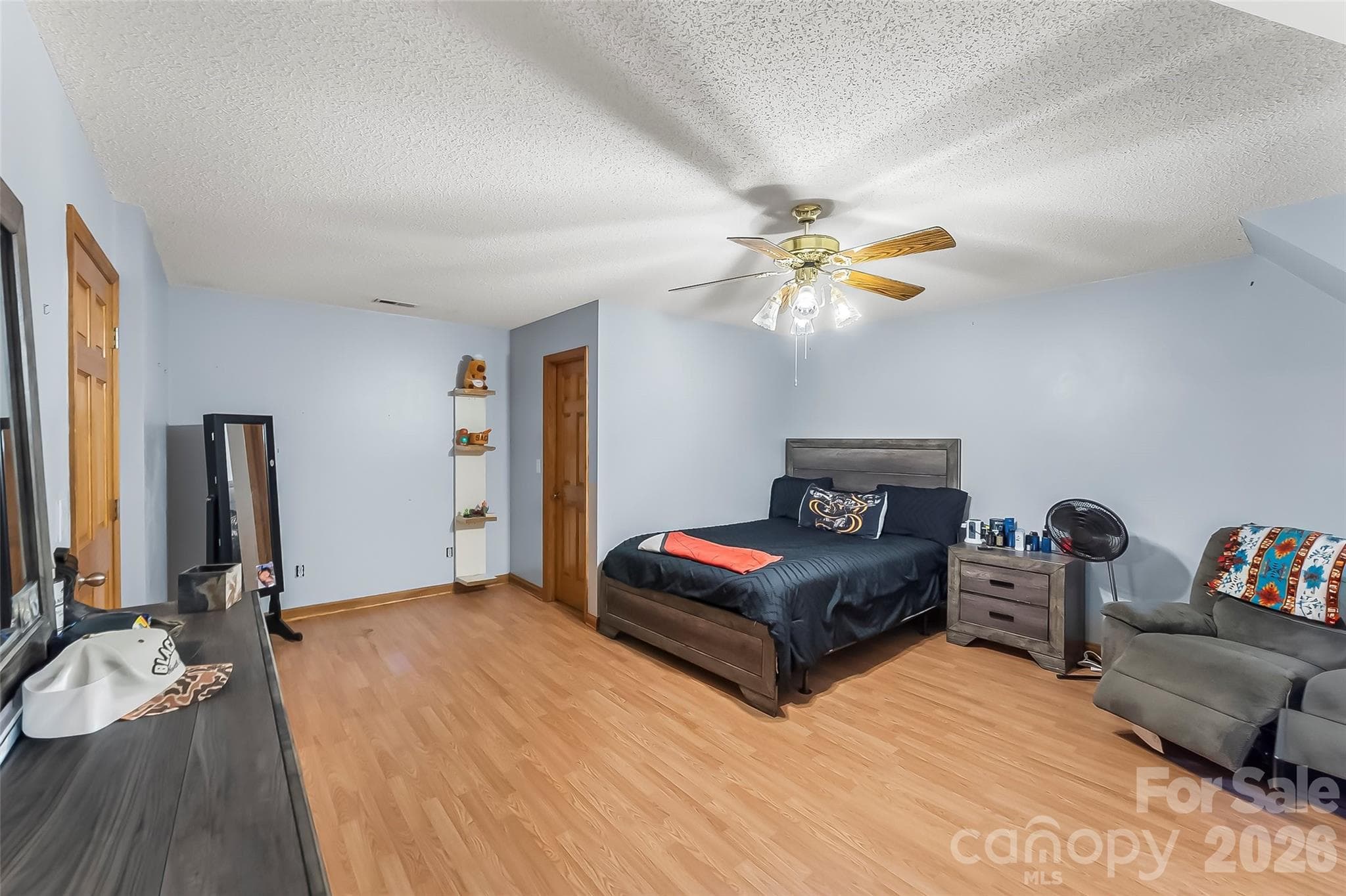 Single Family Residence at 34 Lakeside Drive, Marion, photo 22 of 28