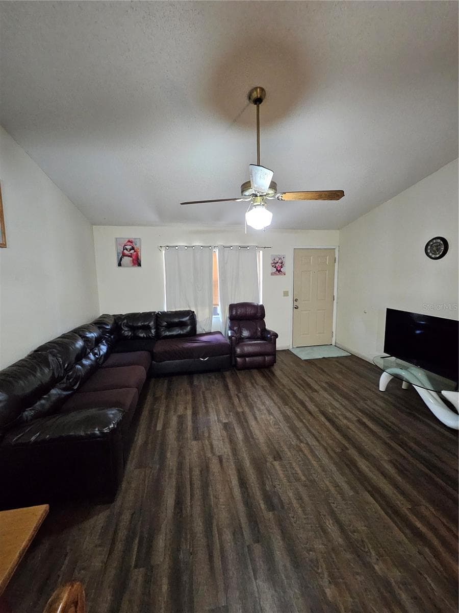 Duplex at 3481 NE MASTERS AVE, ARCADIA, photo 4 of 14