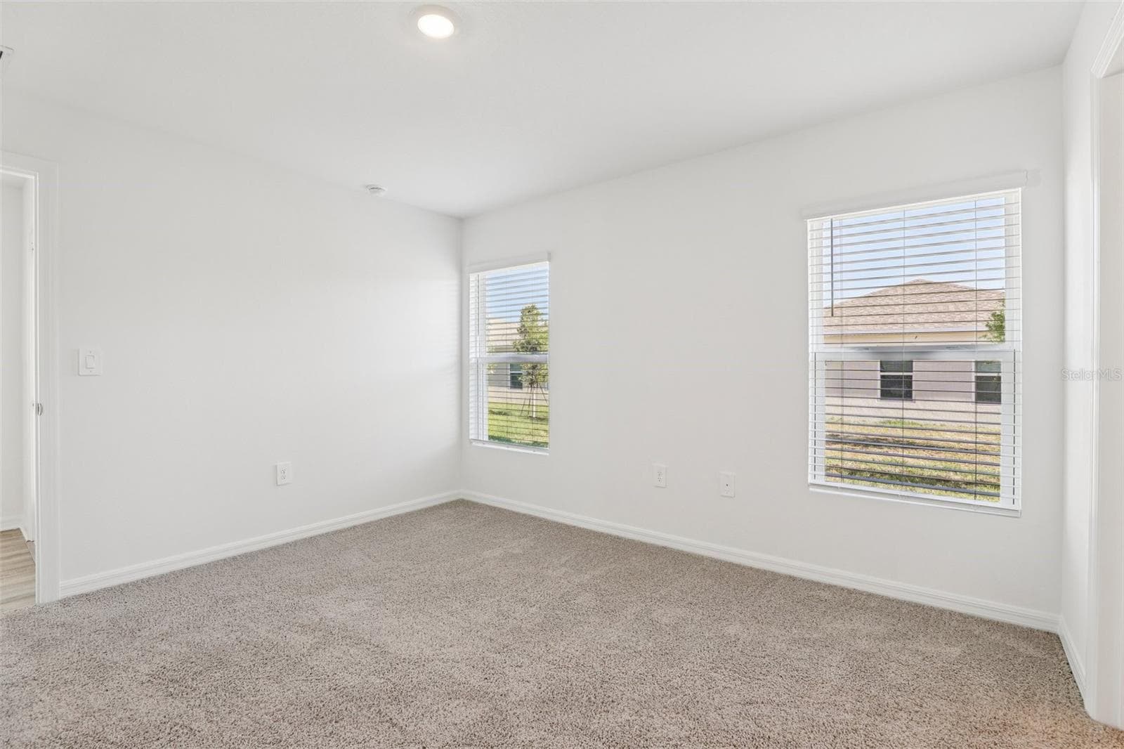 Single Family Residence at 3328 WHITE INDIGO RD, WINTER HAVEN, photo 13 of 25