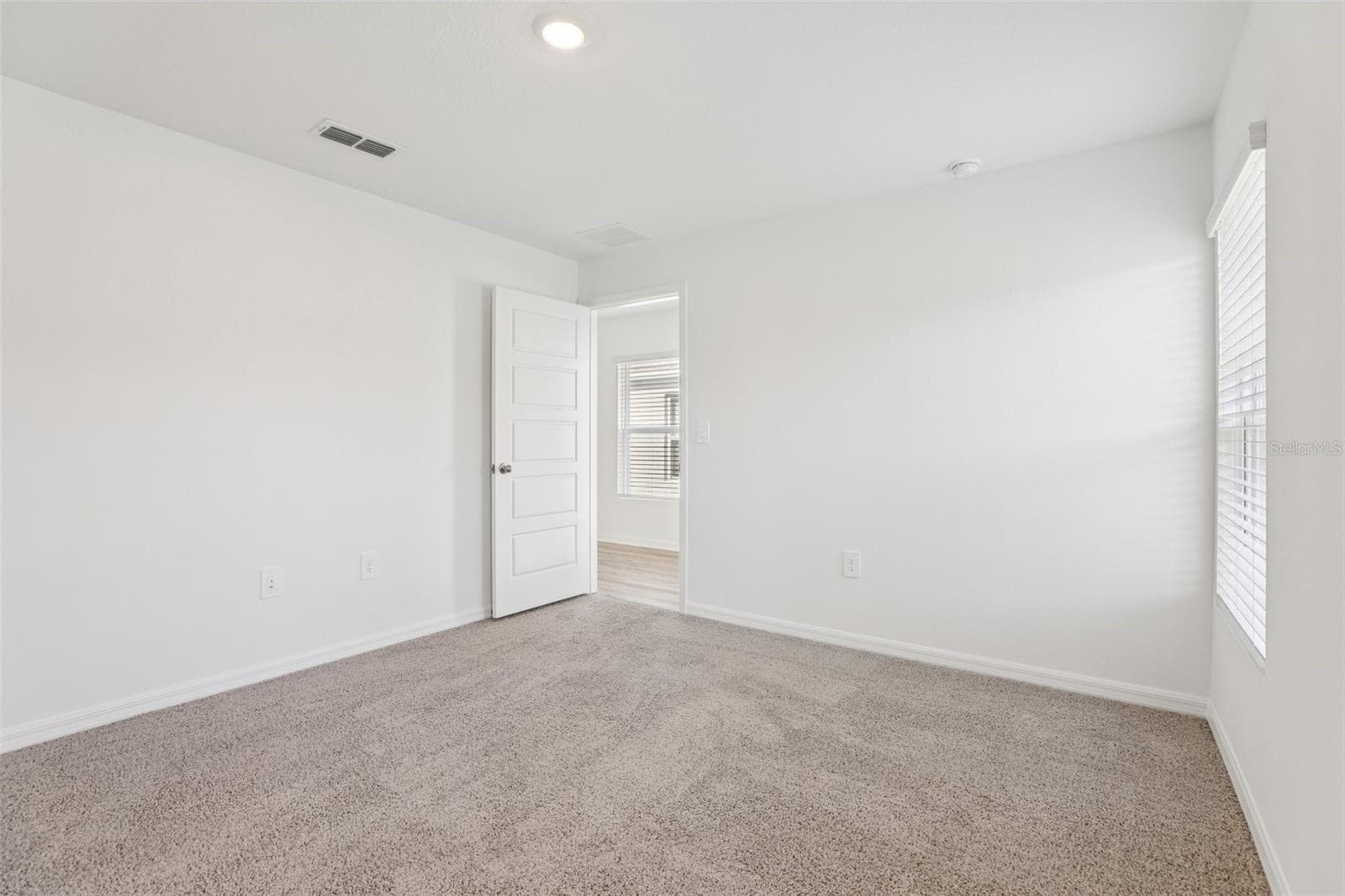 Single Family Residence at 3328 WHITE INDIGO RD, WINTER HAVEN, photo 14 of 25