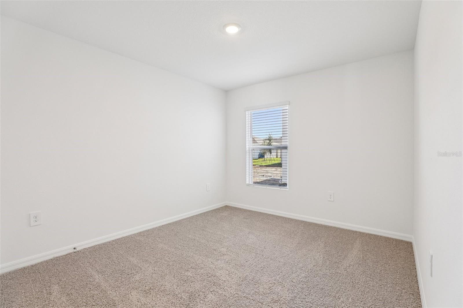 Single Family Residence at 3328 WHITE INDIGO RD, WINTER HAVEN, photo 18 of 25