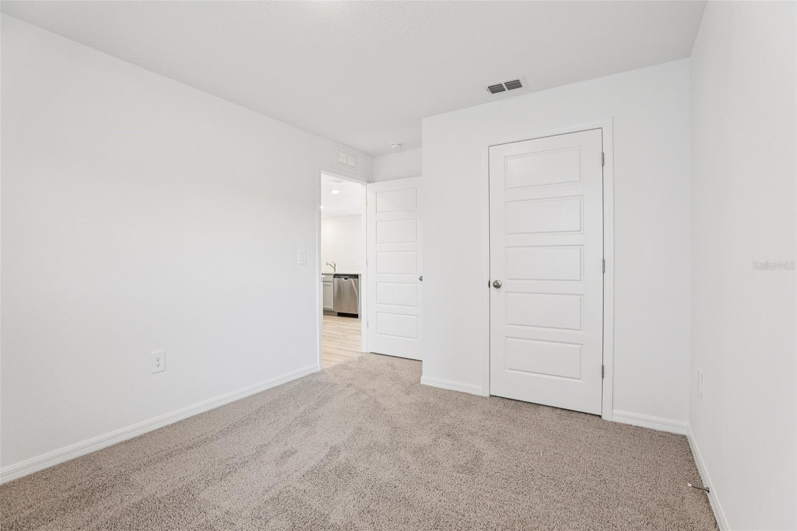 Single Family Residence at 3328 WHITE INDIGO RD, WINTER HAVEN, photo 19 of 25