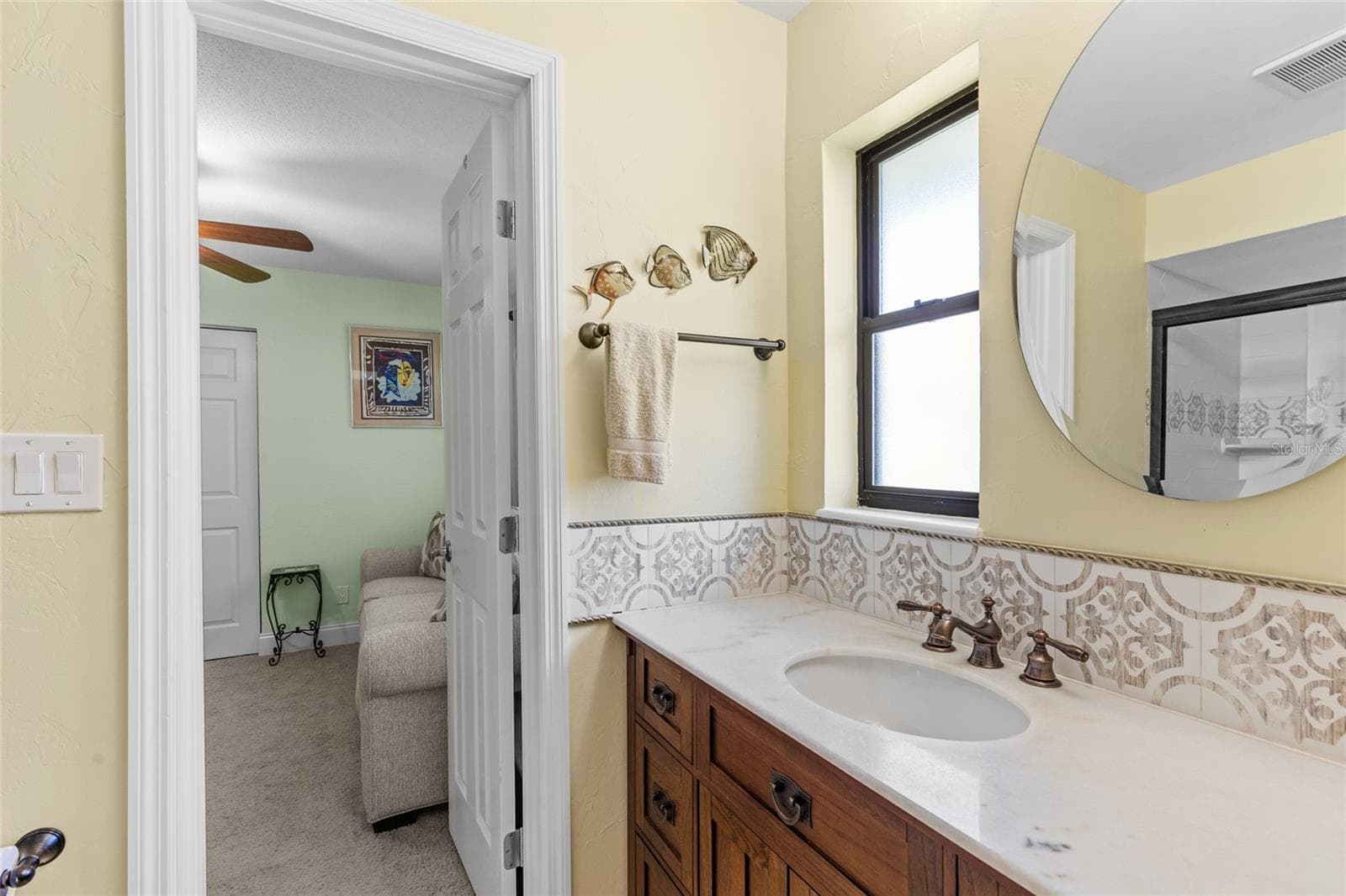 Jack & Jill Bathroom. - 6249 HILLSIDE AVE, SEMINOLE
