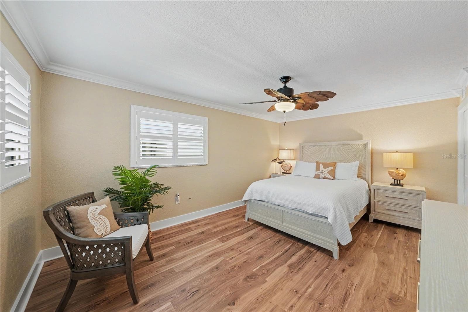Single Family Residence at 19936 GULF BLVD, INDIAN SHORES, photo 23 of 55