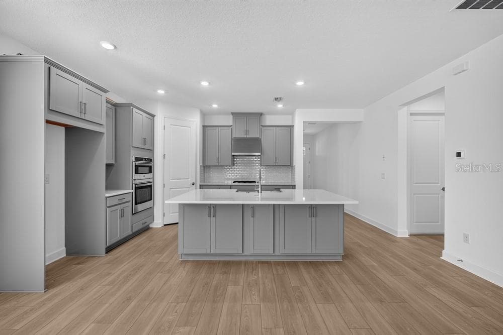 1623 Anson Lane ~ Ready Now - 1623 ANSON LN, ZEPHYRHILLS