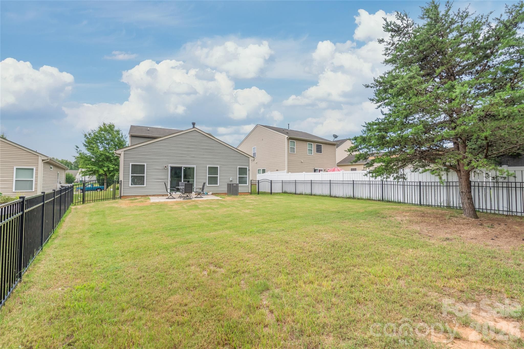 Wow! - 8411 Romana Red Lane, Charlotte
