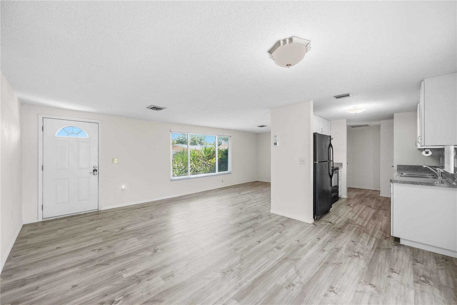Single Family Residence at 706 QUAIL CT, NOKOMIS, photo 8 of 44